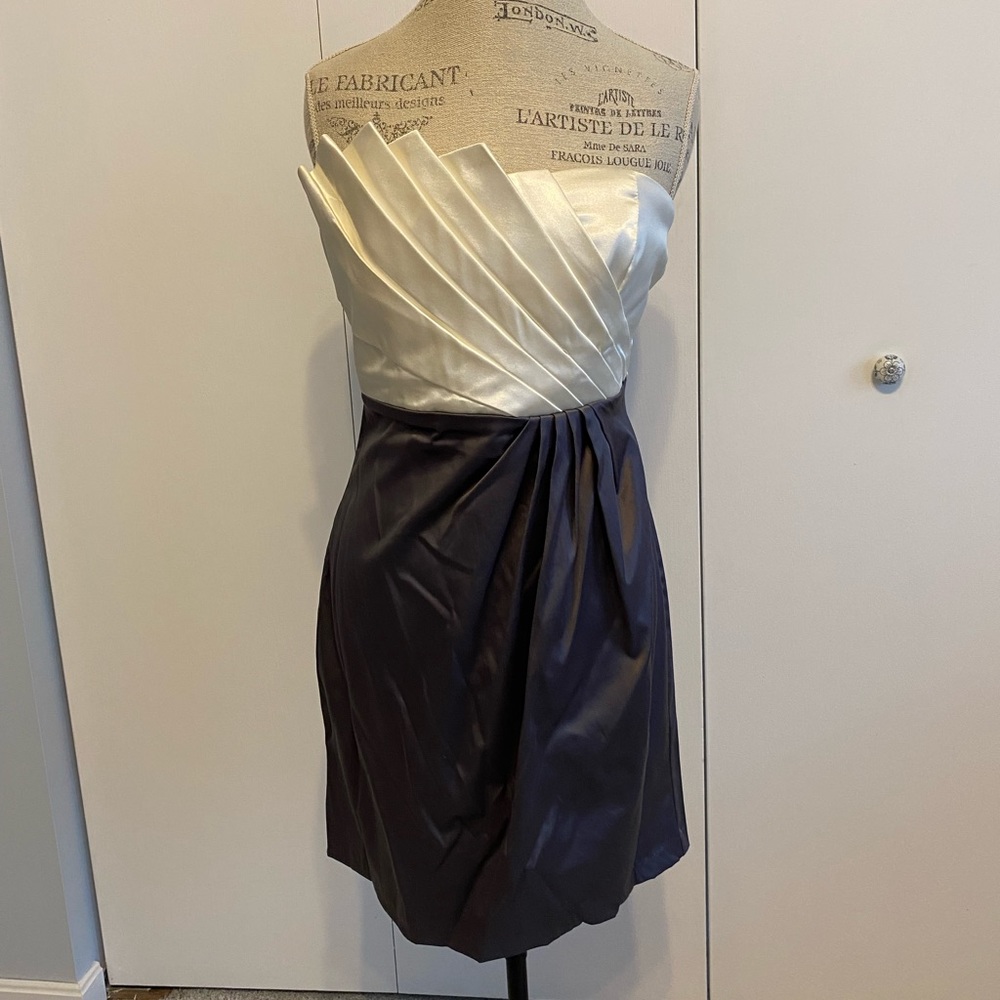 Strapless oragami dress